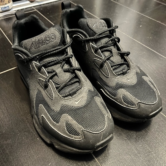 Nike AIRMAX Special Edition Black on Black Size 8 - Picture 5 of 5